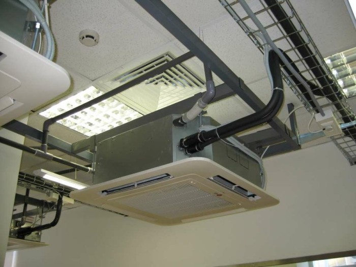 Кассетный фанкойл до 8 кВт Clivet CFKA_021.0_CC2